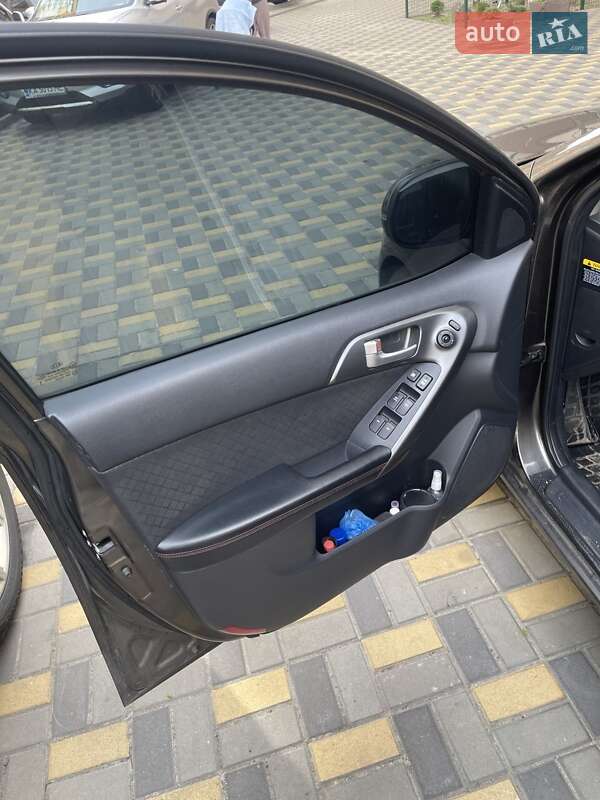 Седан Kia Cerato 2012 в Києві