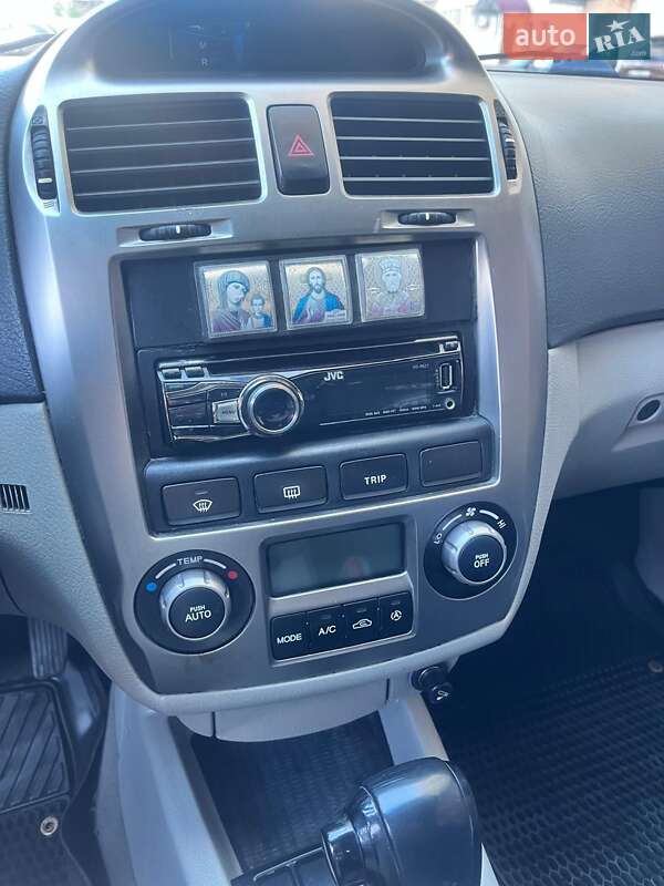 Седан Kia Cerato 2006 в Киеве