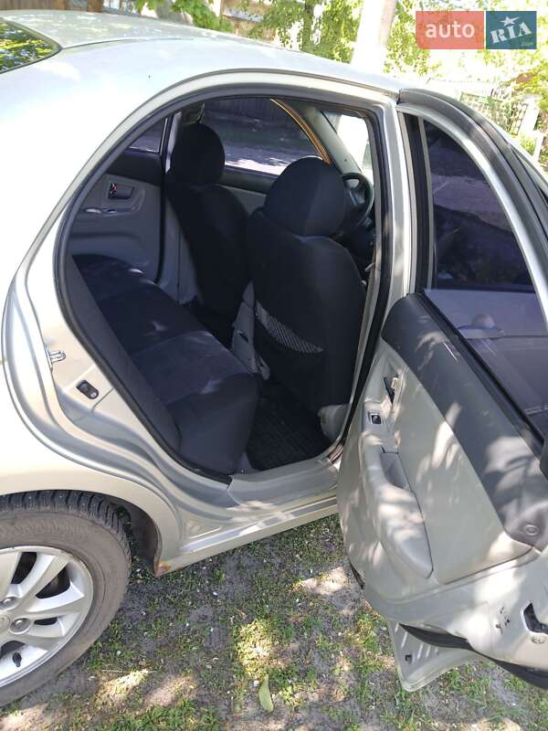 Седан Kia Cerato 2008 в Краснограді