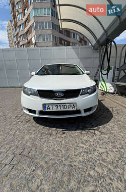 Седан Kia Cerato 2011 в Броварах