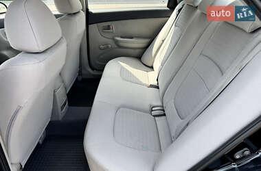 Седан Kia Cerato 2008 в 