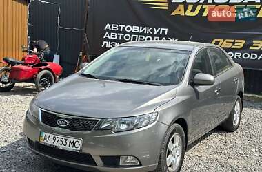 Седан Kia Cerato 2011 в Буче