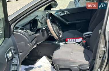 Седан Kia Cerato 2011 в 