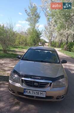 Хетчбек Kia Cerato 2005 в Ізюмі