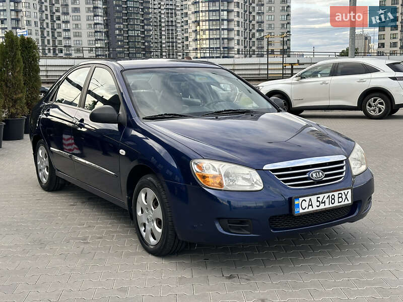 Седан Kia Cerato 2006 в Киеве