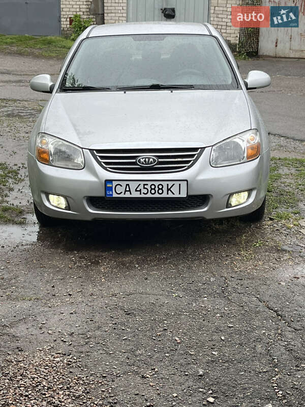 Седан Kia Cerato 2008 в Умани