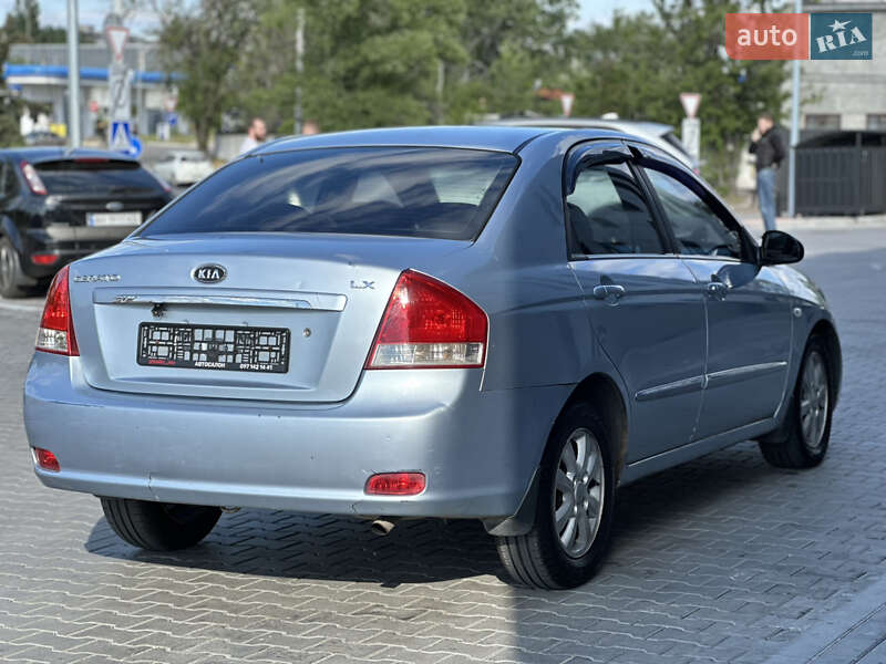 Седан Kia Cerato 2007 в Днепре