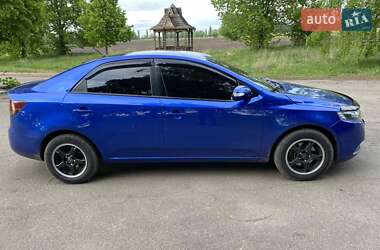 Седан Kia Cerato 2009 в 