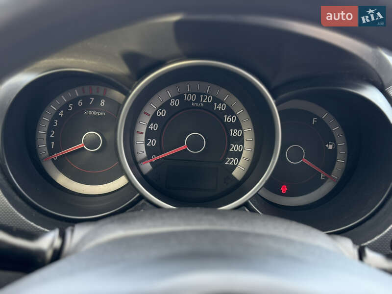 Седан Kia Cerato 2009 в Києві