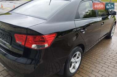 Седан Kia Cerato 2009 в 