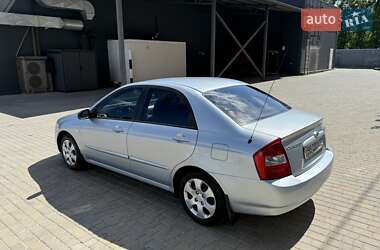 Седан Kia Cerato 2006 в 