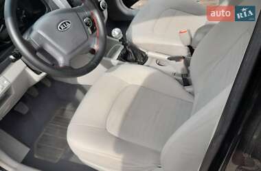 Седан Kia Cerato 2008 в 