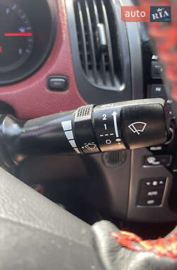 Купе Kia Cerato 2011 в 