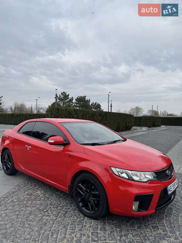 Купе Kia Cerato 2010 в Дніпрі