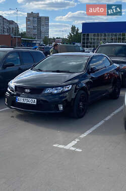 Купе Kia Cerato 2010 в Сумах
