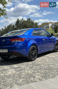 Купе Kia Cerato 2012 в 