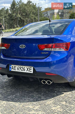 Купе Kia Cerato 2012 в 