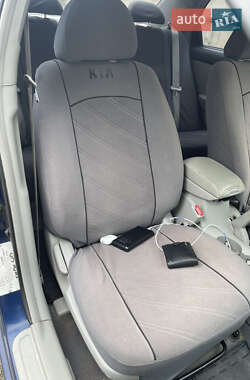 Седан Kia Cerato 2007 в 