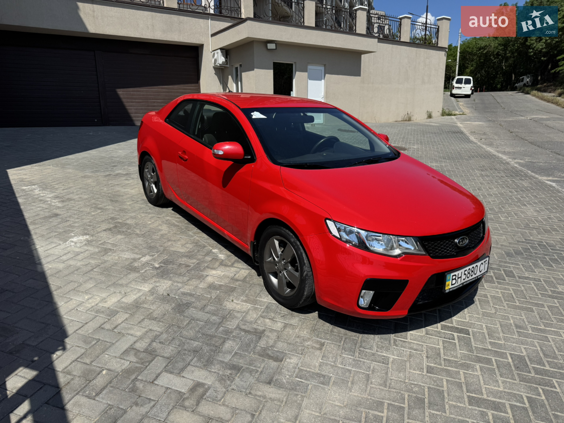 2010 Kia Cerato - мініатюра 2