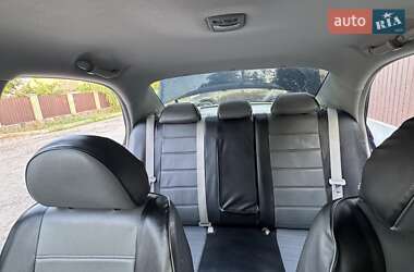 Седан Kia Cerato 2007 в 