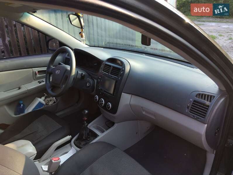 Седан Kia Cerato 2008 в 