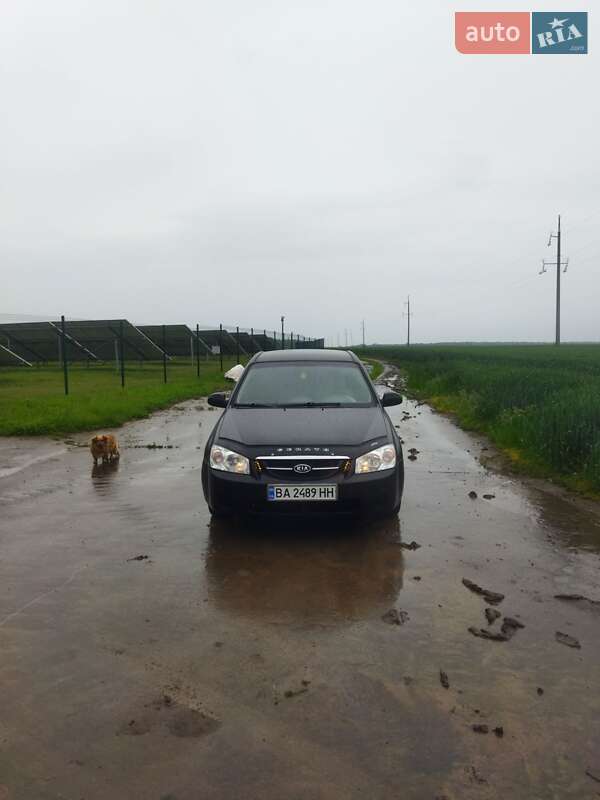 Седан Kia Cerato 2006 в Новоархангельську