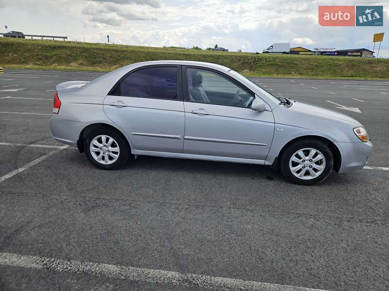 Седан Kia Cerato 2007 в Львове