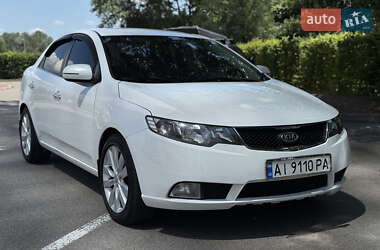 Седан Kia Cerato 2011 в Киеве