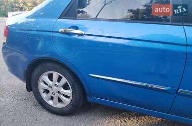 Седан Kia Cerato 2008 в 