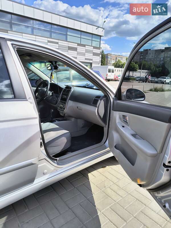 Хэтчбек Kia Cerato 2006 в Черкассах