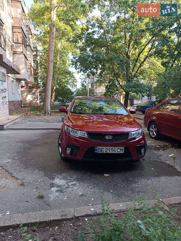 Купе Kia Cerato 2011 в Миколаєві