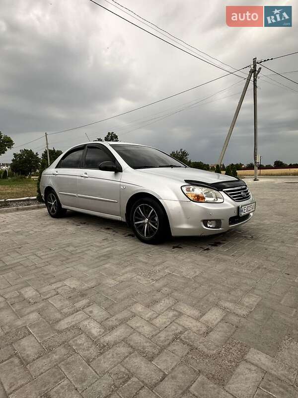 Седан Kia Cerato 2008 в Кам'янському