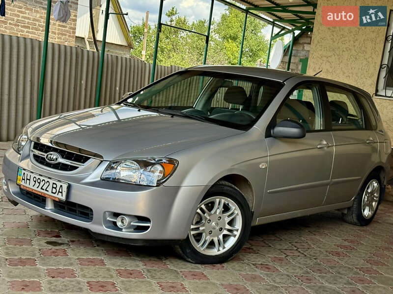 Хетчбек Kia Cerato 2006 в Краматорську