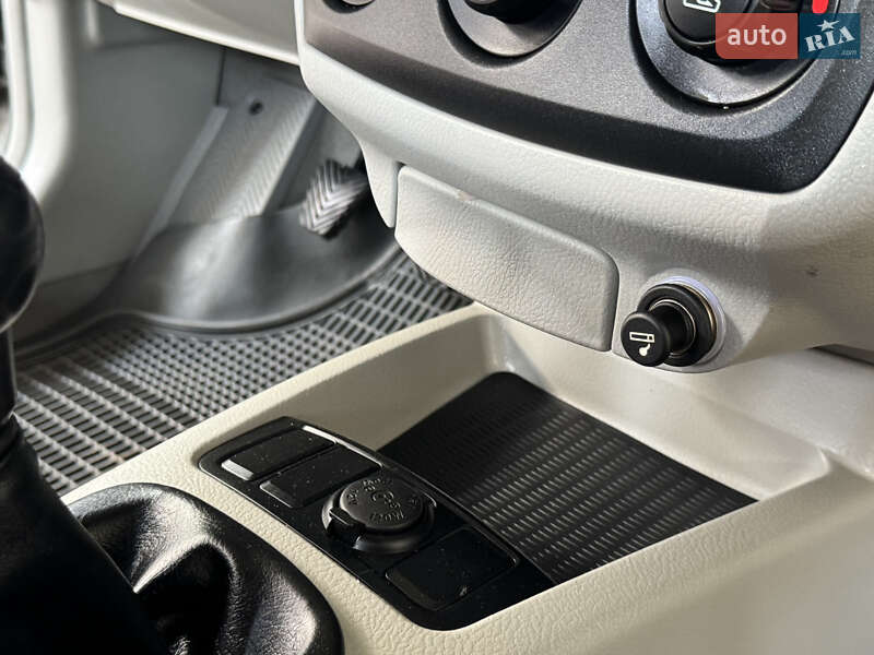 Хетчбек Kia Cerato 2006 в Краматорську