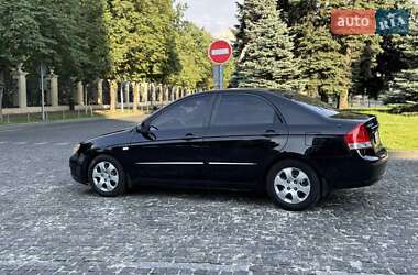 Седан Kia Cerato 2007 в Днепре