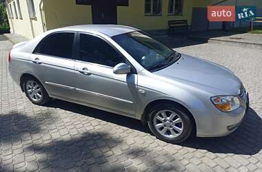 Седан Kia Cerato 2008 в Кременці