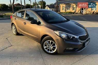 Седан Kia Cerato 2012 в Черкассах