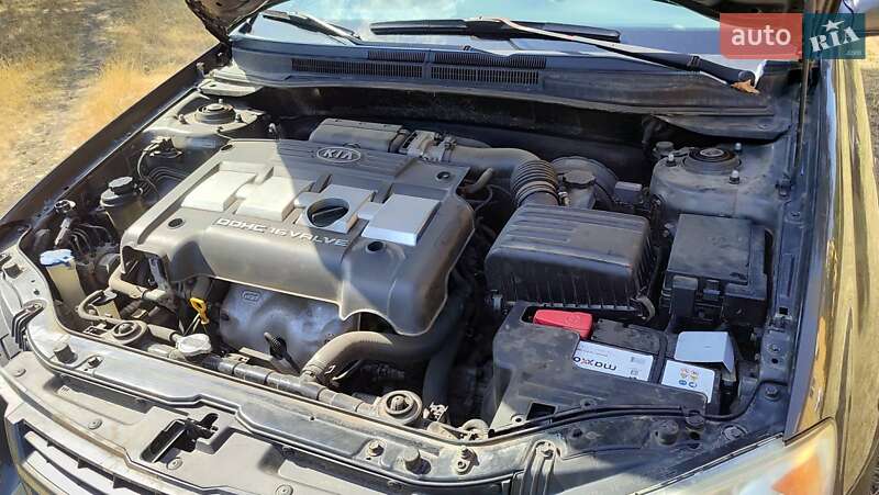 Седан Kia Cerato 2006 в Вознесенске