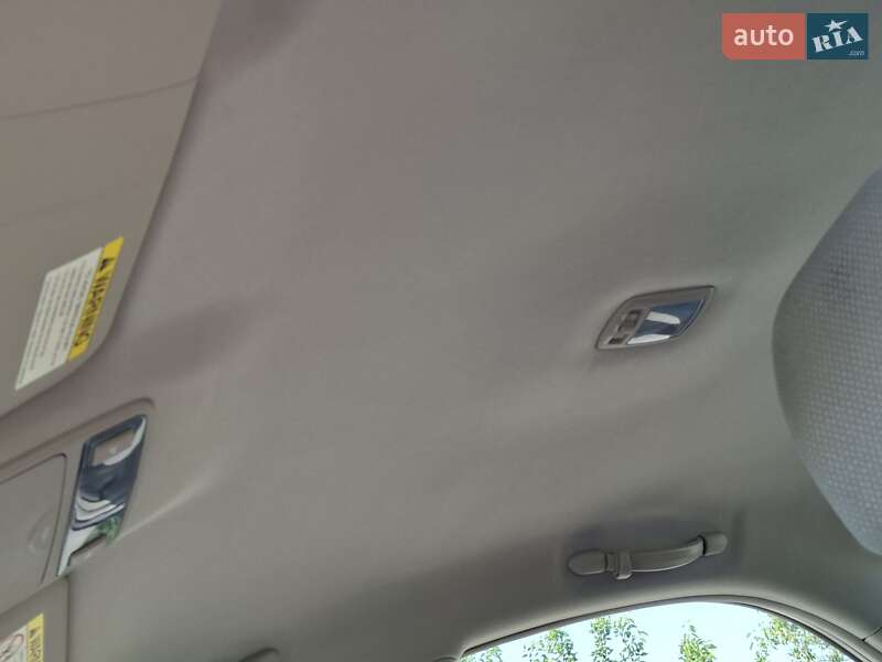 Седан Kia Cerato 2006 в Соснице