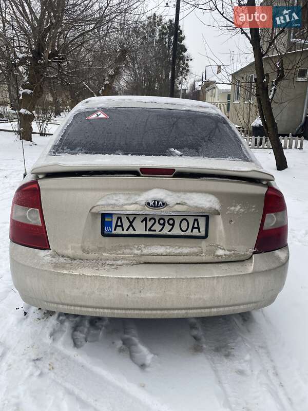 Седан Kia Cerato 2006 в Харькове