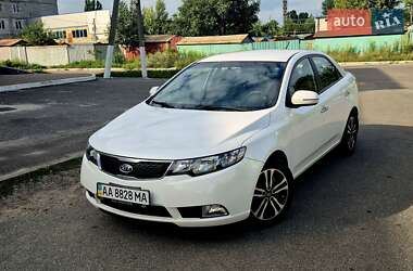 Седан Kia Cerato 2012 в Києві