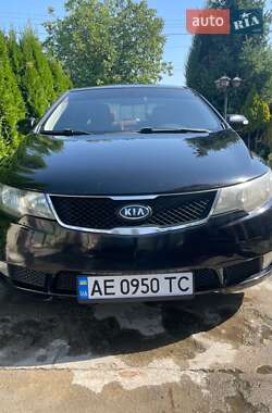 Седан Kia Cerato 2009 в Днепре