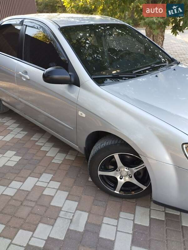 Седан Kia Cerato 2005 в Миколаєві