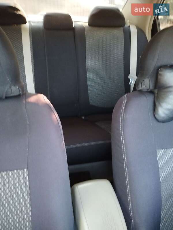 Седан Kia Cerato 2005 в Миколаєві