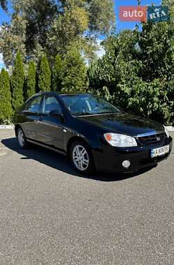 Седан Kia Cerato 2006 в Киеве