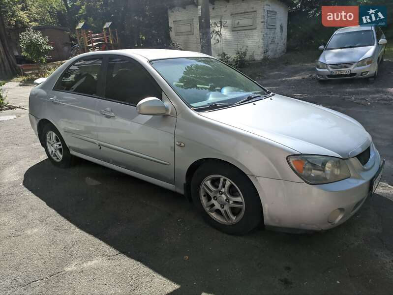 Седан Kia Cerato 2006 в Киеве фото 5 Седан Kia Cerato 2006 в Киеве