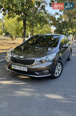 Седан Kia Cerato 2013 в Одесі