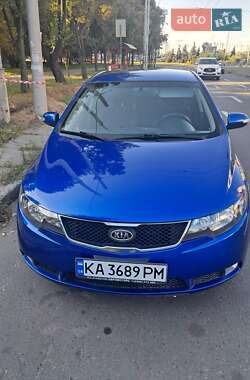 Седан Kia Cerato 2009 в Киеве