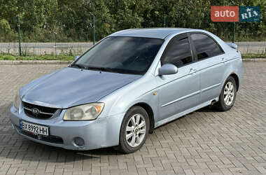 Седан Kia Cerato 2006 в Шепетовке