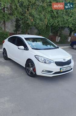 Седан Kia Cerato 2013 в Киеве